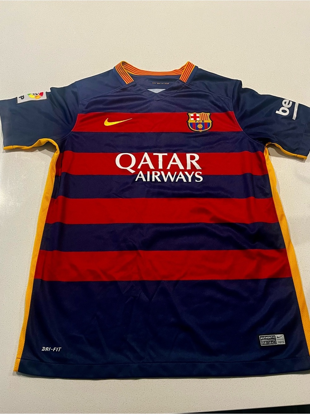 Nike FC Barcelona 2015/16 Home Dri-FIT Soccer Jersey Youth XL Qatar La Liga